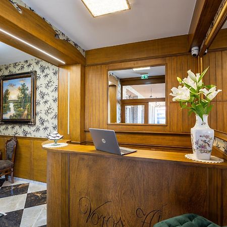 Bed and Breakfast Voeroes Alom Panzio Тисакечке Экстерьер фото